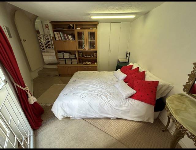 4 BEDROOM HOUSE FOR SALE IN WAVECREST